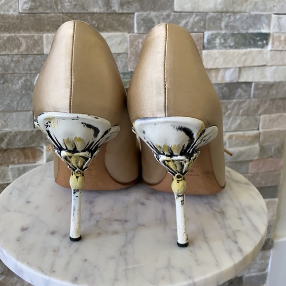 Prada Carved Rose Flower Stem Heel Stiletto Satin - Picture 3 of 12